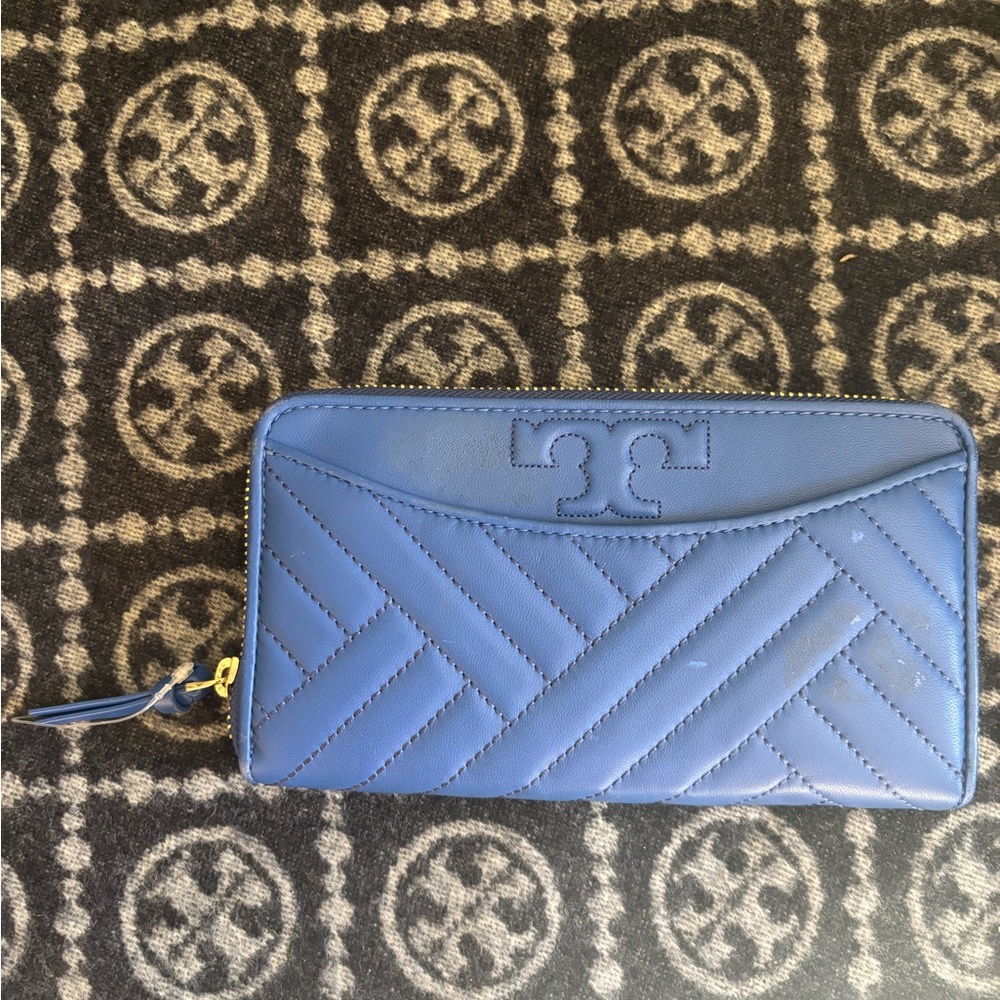 Tory Burch Blue Quilted Women's Wallet